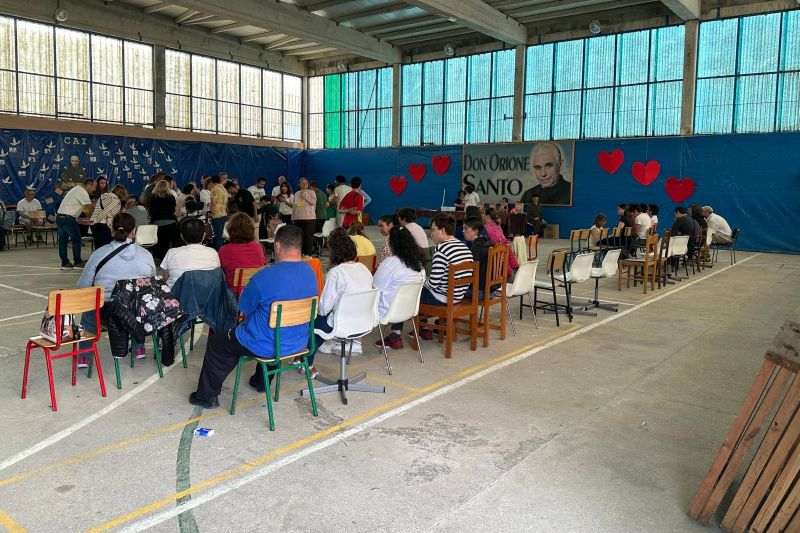 Campeonato de dominó inclusivo en el CAI Don Orione